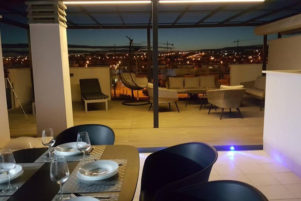 Sun Terrace Apartment Torrevieja Exterior photo