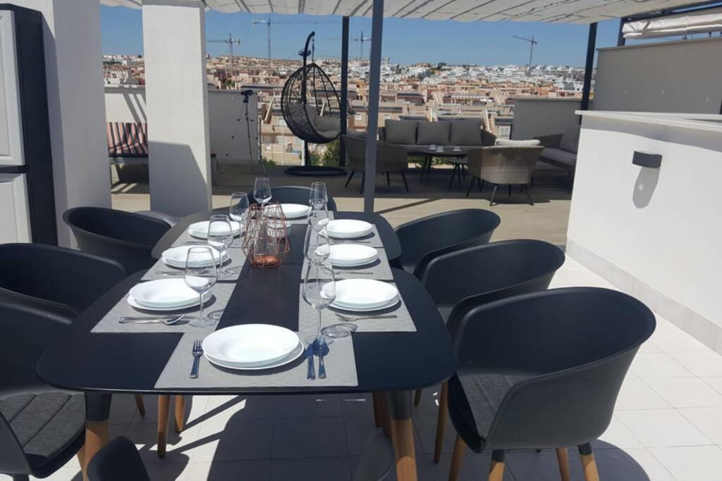 Sun Terrace Apartment Torrevieja Exterior photo