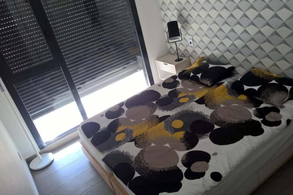 Sun Terrace Apartment Torrevieja Exterior photo
